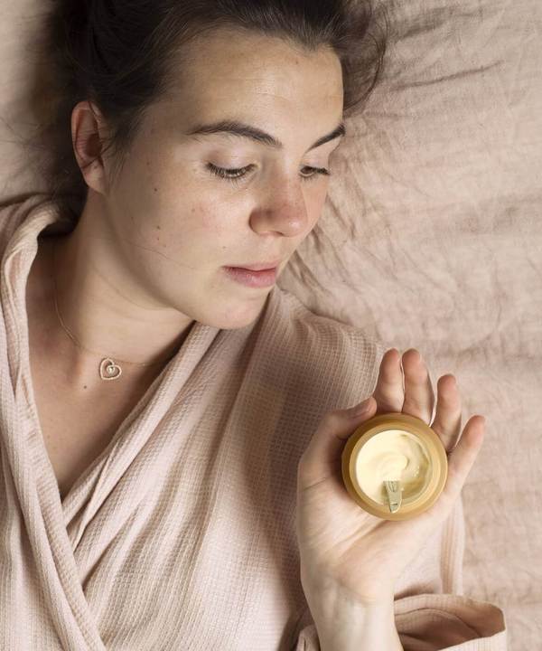 Crème de nuit à l'acide hyaluronique et à la Niacinamide - Upcircle Beauty